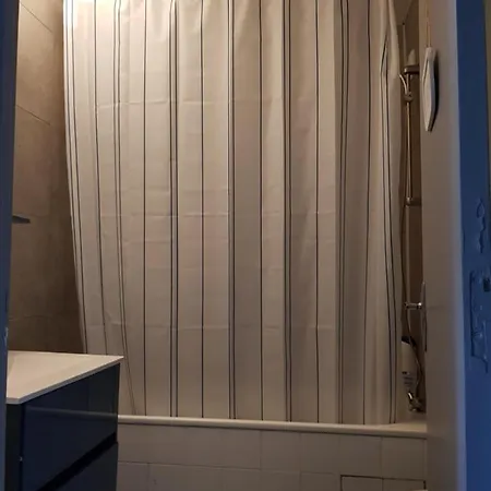 Apartman Cosy Chaleureux Avec Grand Balcon *